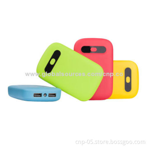Colorful Power Banks, Flashlight, 6,600mAh Capacity/Ideal for iPad/iPhone/Samsung/Nokia and More